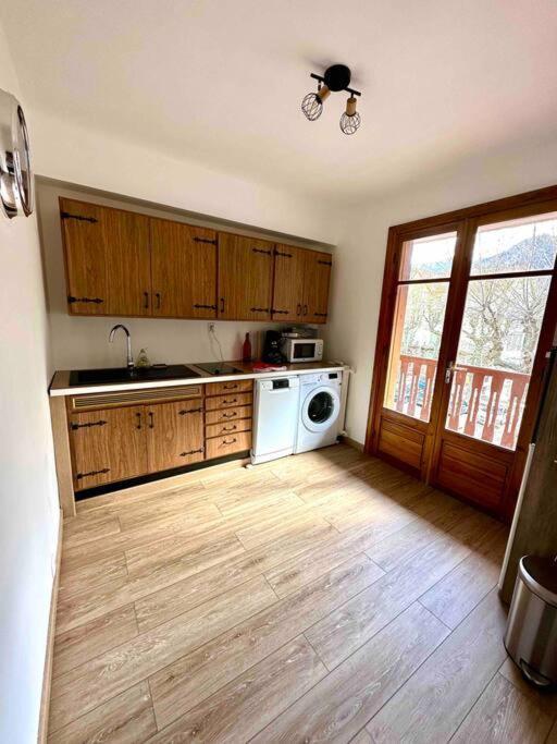 Charmant Appartement Renove Au Coeur Du Village Сен-Мартен-Везюбі Екстер'єр фото